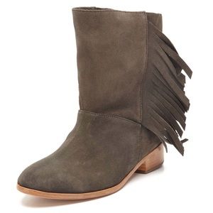 Dark green fringe bootie